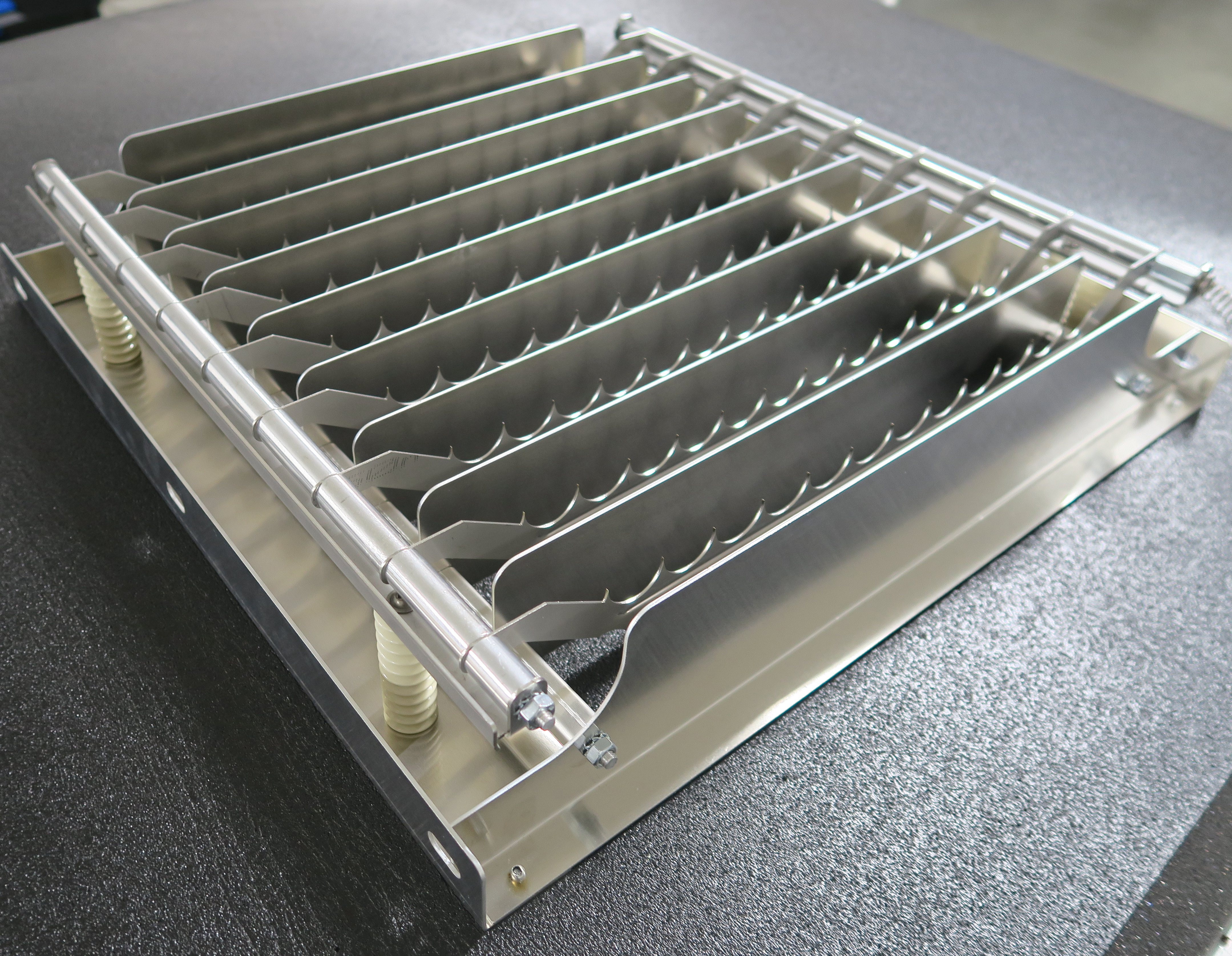 ZE0002000 1008 Ionizator Pristis 200x incepand de la EL 150x