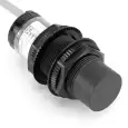 SENZOR CAPACITIV, CILINDRIC, PLASTIC, NEECRANAT CORP FILETAT M30 MM DISTANTA: 30 MM NPN, NC=NORMAL INCHIS 3-fire CU PROTECTIE SCURT CIRCUIT, Cablu: 2M
